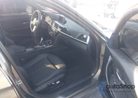 2017 BMW 320I xDrive z USA, uszkodzony, nr VIN WBA8E5G39HNU44278